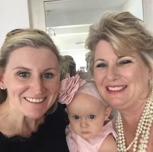 Meet your Posher, Sandy